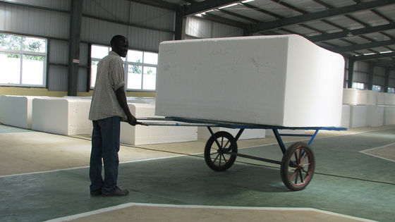 Poliüretan Köpük Enjeksiyon Ekipmanı Yüksek Basınçlı PU Köpürme Makinesi, Köpürme Yüksekliği 1.0-1.25m