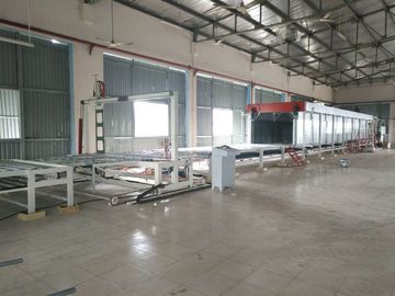 Yatay Köpük Yatak Yapma Makinesi Hattı Sürekli Otomatik Düşük Basınç